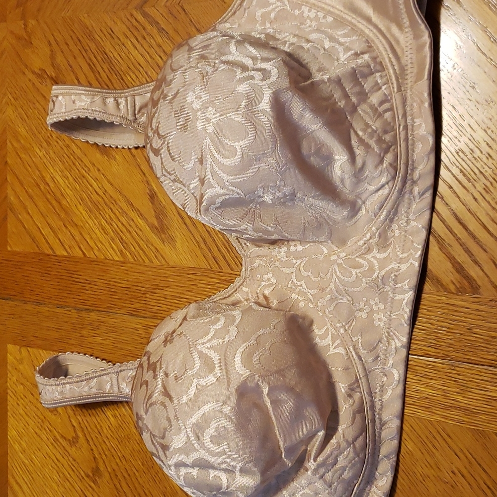 New Playtex Bra Size 44 C